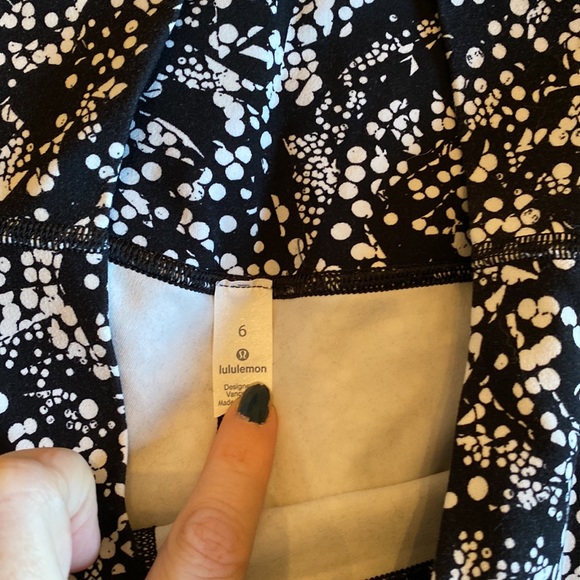 Lululemon Aligns Chirasu Black 6 - Picture 7 of 7